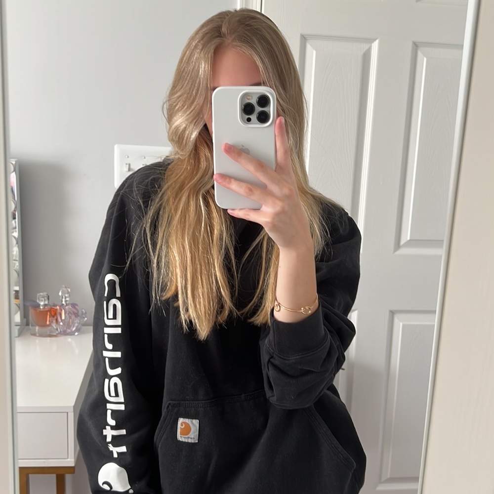 Carhartt black hoodie